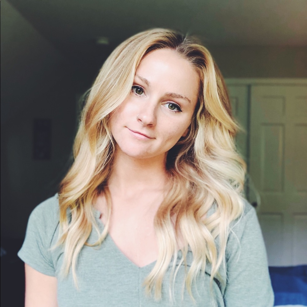 Meet your Posher, Andi